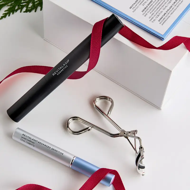 Coffret Revitalash Sensitive - Recourbe cils et le-Ended Volume Set – Volumizing Primer & Mascara – Image 2