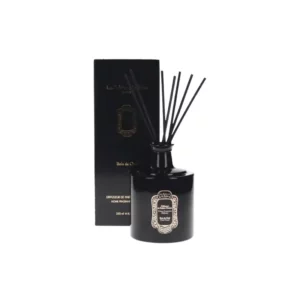 Diffuseur parfum maison bois de oud